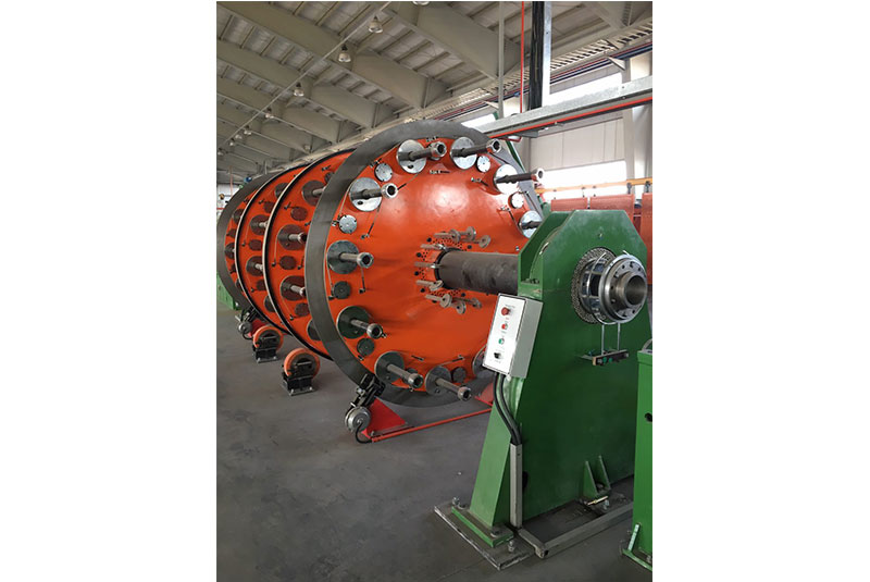 HC200-400盤(pán)式銅絲/鋼絲屏蔽機(jī)機(jī)組